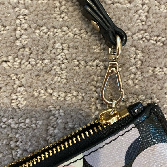 Kate Spade Wristlet - Picture 2 of 7